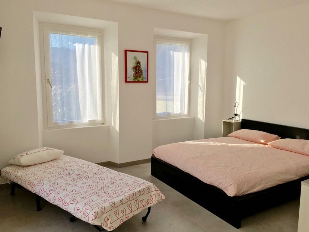 Casa Cesira Apartment เปตเตนาสโก ภายนอก รูปภาพ